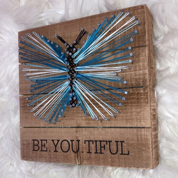 🌼PRIMITIVES BY KATHY Butterfly Woven BE.YOU.TIFUL Wood Decor - Picture 2 of 5